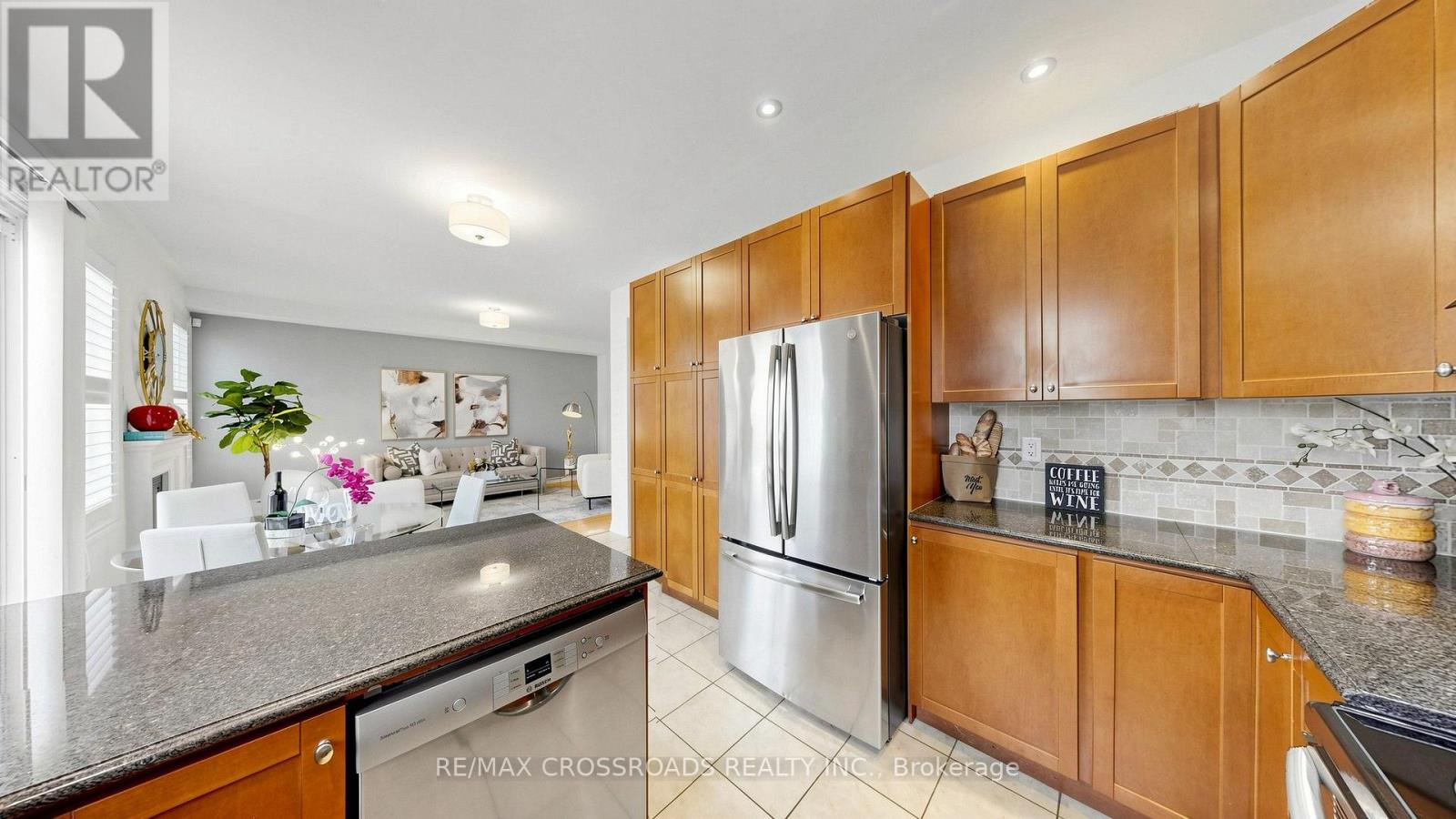 42 BOWKETT DRIVE - 13