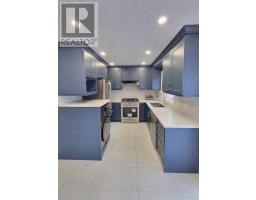 Upper - 6959 Tassel Crescent, Mississauga, ON L5W1G9 Photo 7