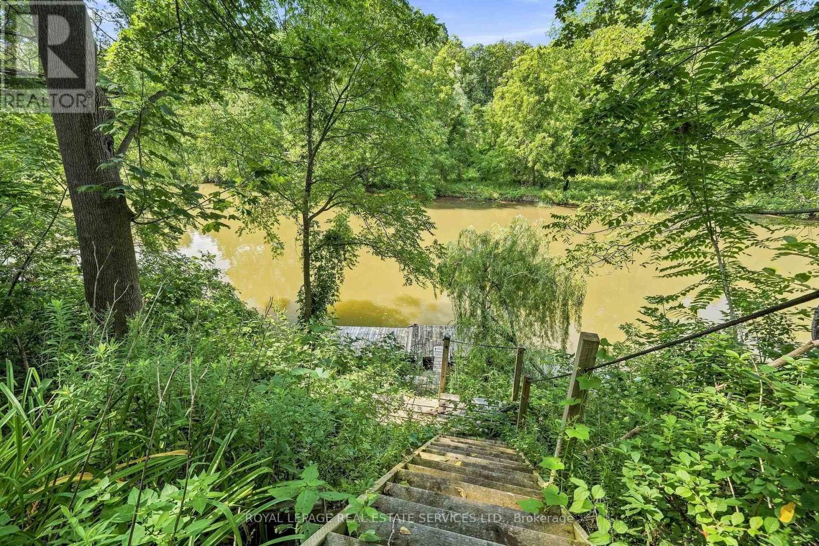372 TRAFALGAR ROAD - 28