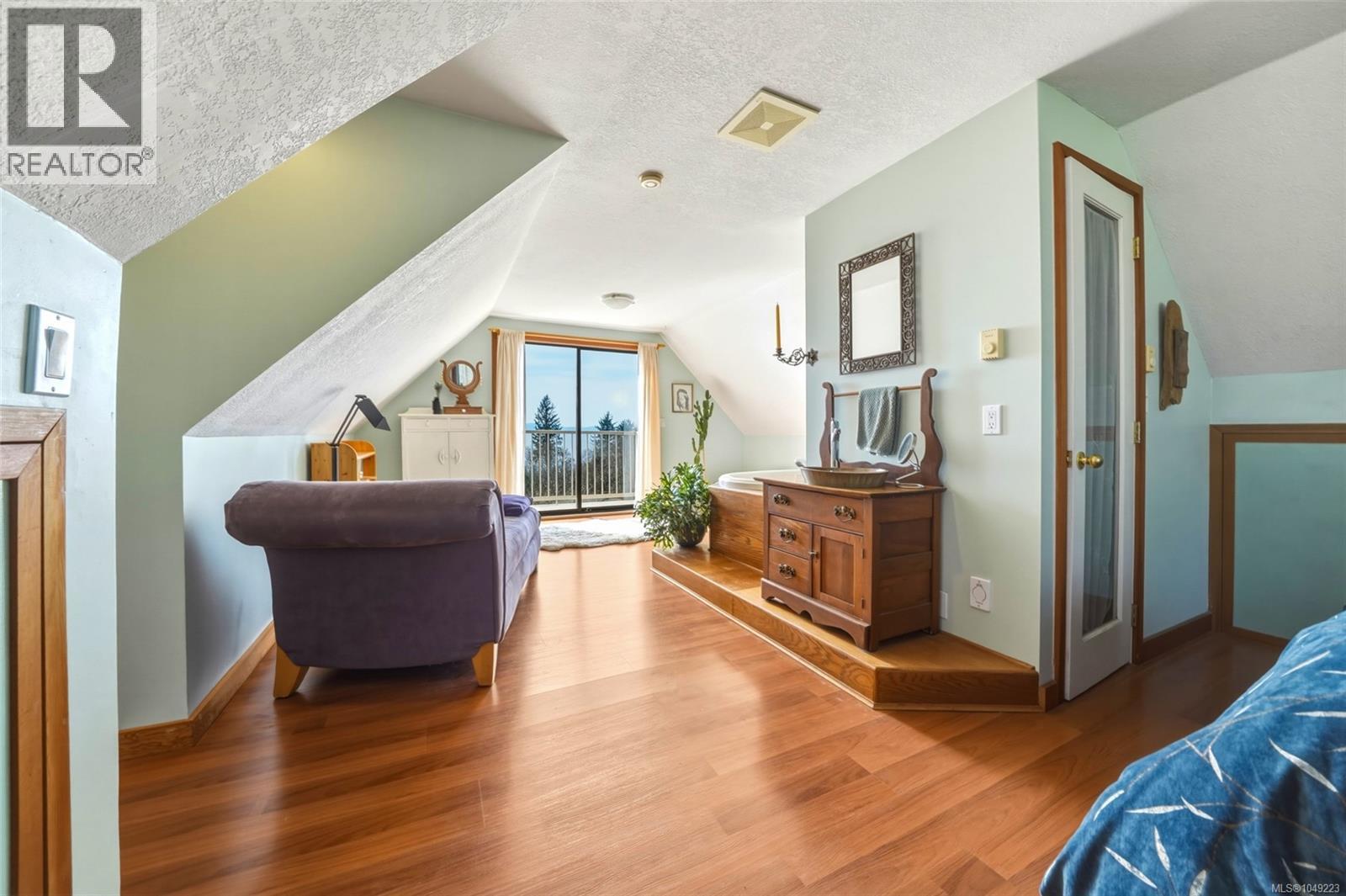 8750 West Coast Rd - 30