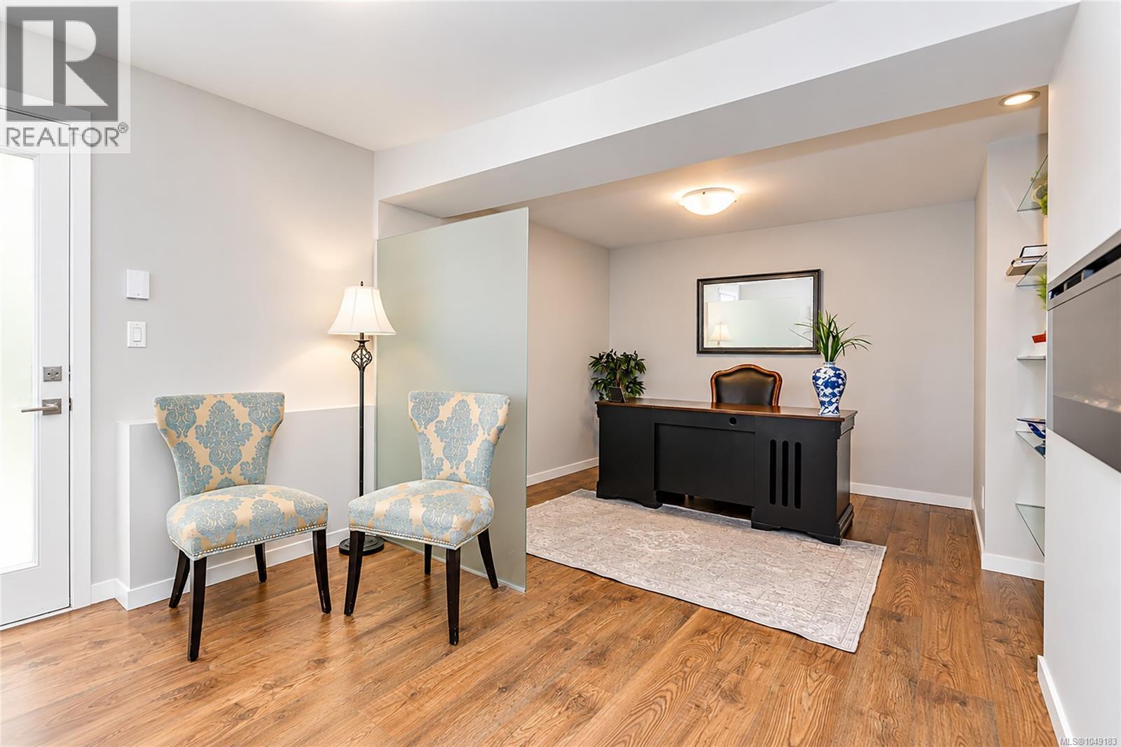 #112 1177 Deerview Pl - 40