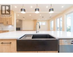 Kitchen - 701 Madrona Pl, Langford, BC V9B6C6 Photo 14