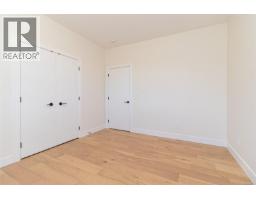 701 Madrona Pl, Langford, BC V9B6C6 Photo 23