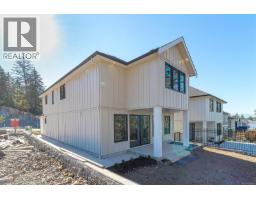 701 Madrona Pl, Langford, BC V9B6C6 Photo 42