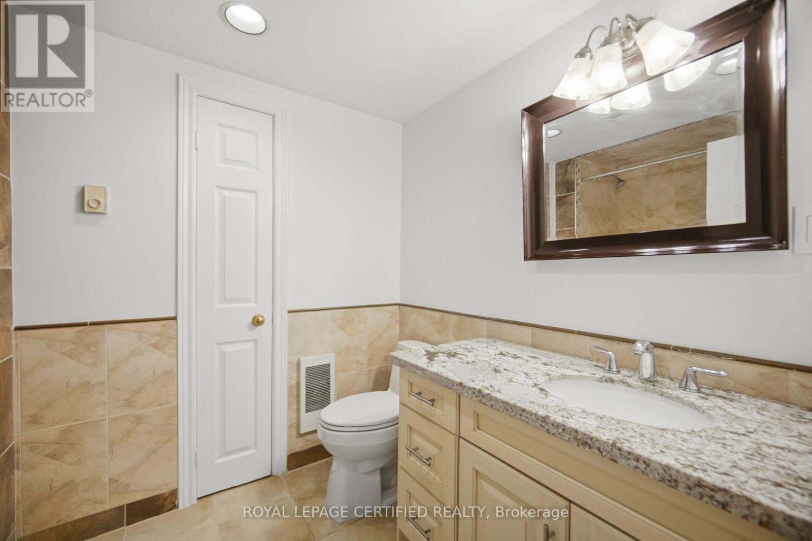 3490 REXWAY DRIVE - Image 34