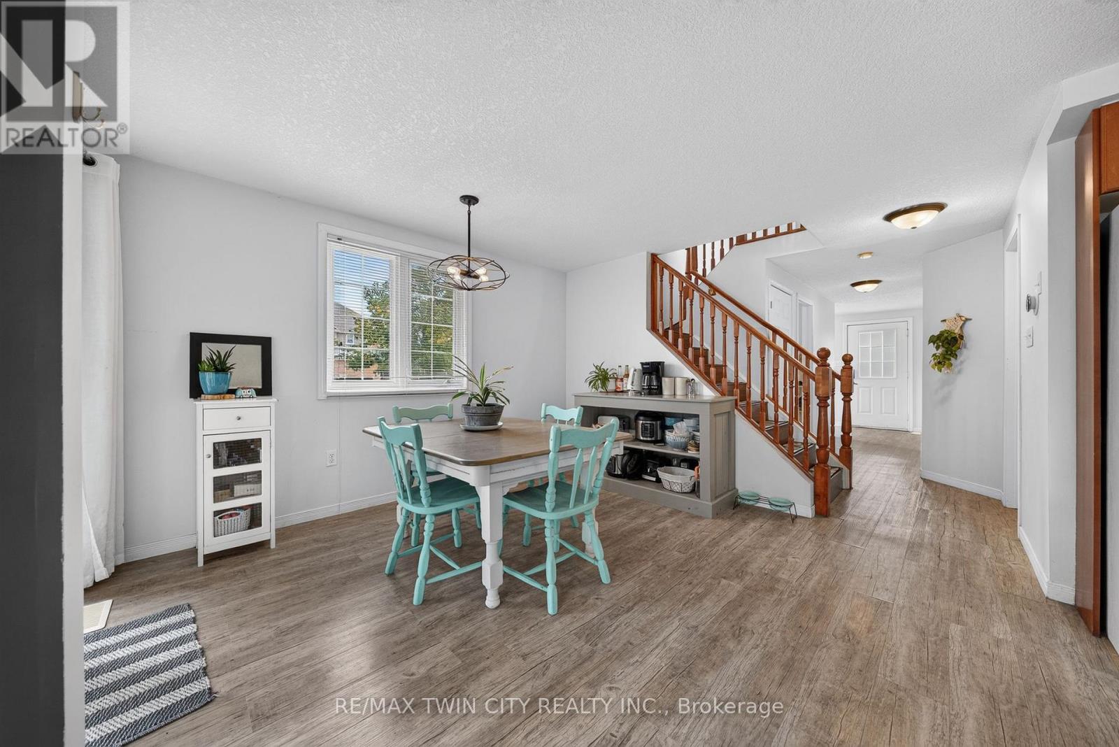 600 WHITE CEDAR AVENUE, Waterloo — photo 8