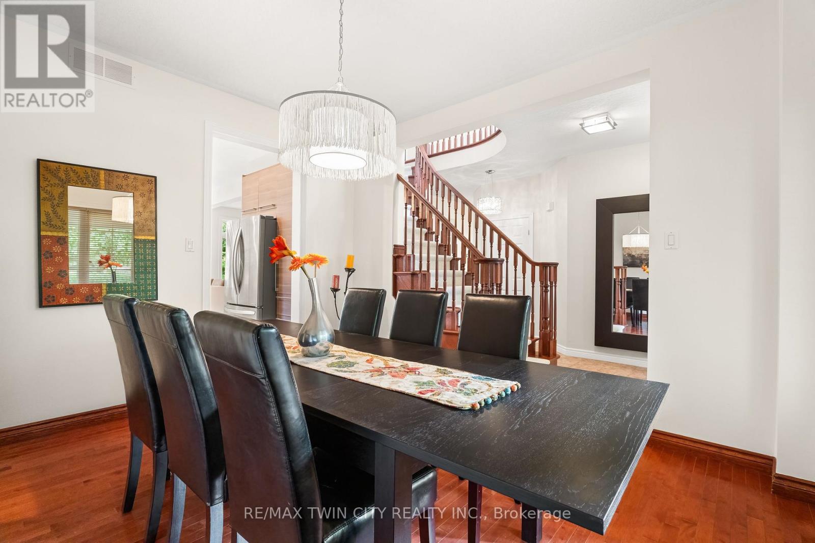 534 BIRCHLEAF WALK, Waterloo — photo 9