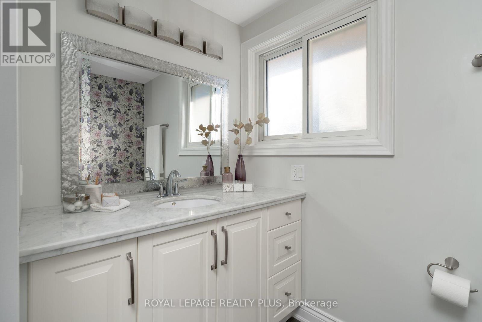 20 SAN MARINO CRESCENT - Image 28