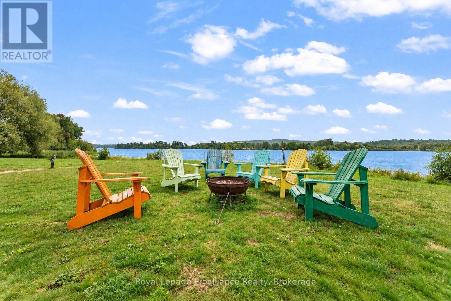 137 LAKESHORE DRIVE - 38