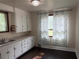 175 Waddell Avenue W, Dominion City, MB R0A0H0 Photo 6