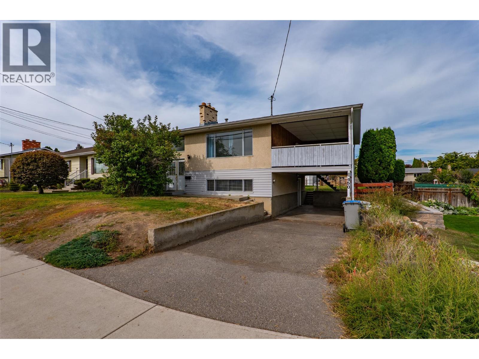 650 Richmond Avenue - 1