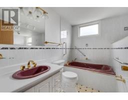 108 Fassett Court, Hamilton, ON L9G4E7 Photo 19