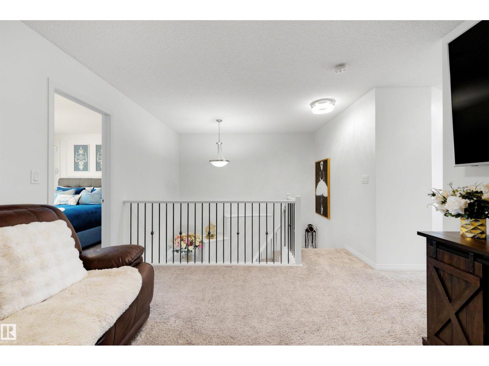 3231 CHERRY CR SW - 17