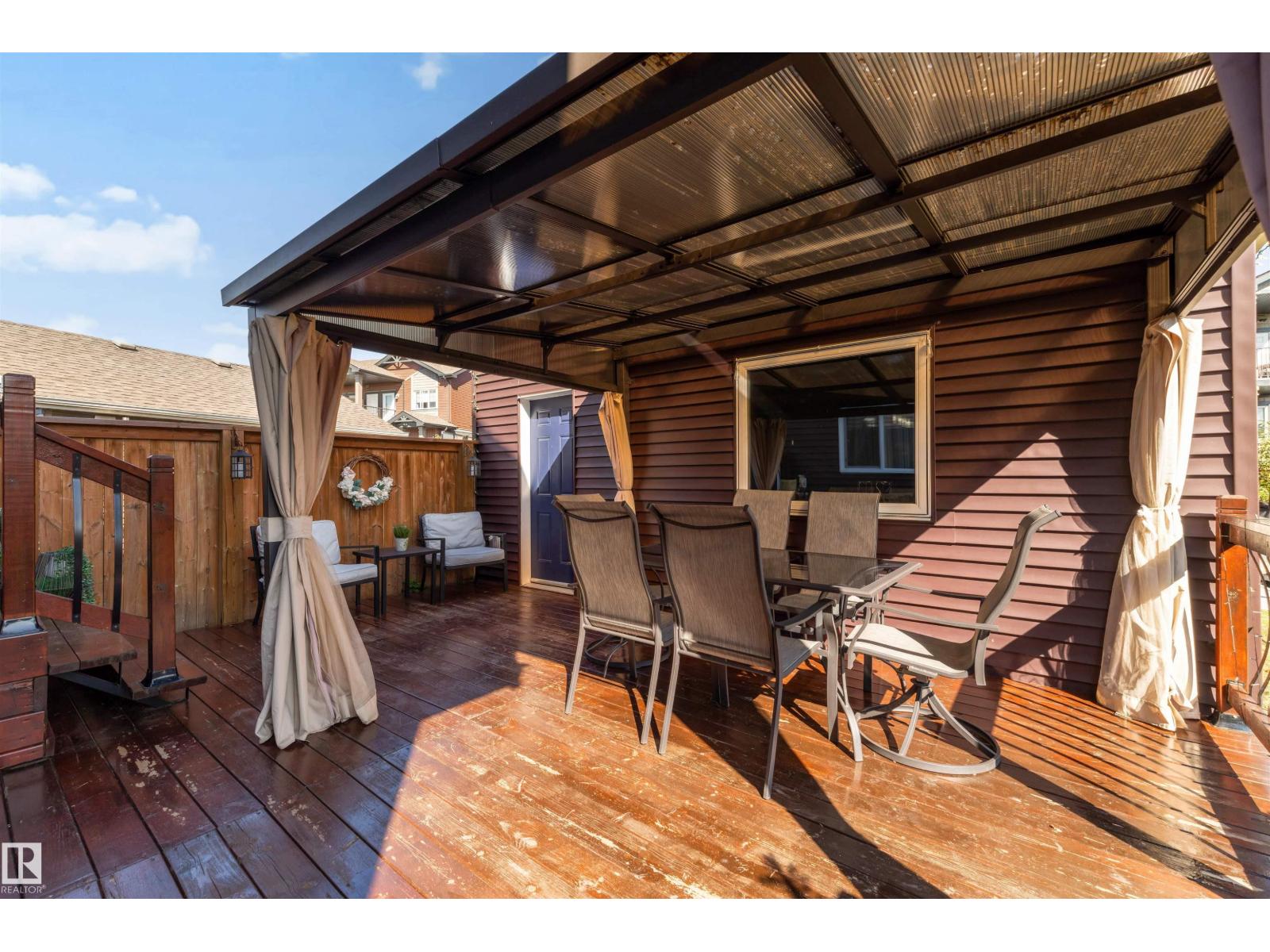 3231 CHERRY CR SW - 33