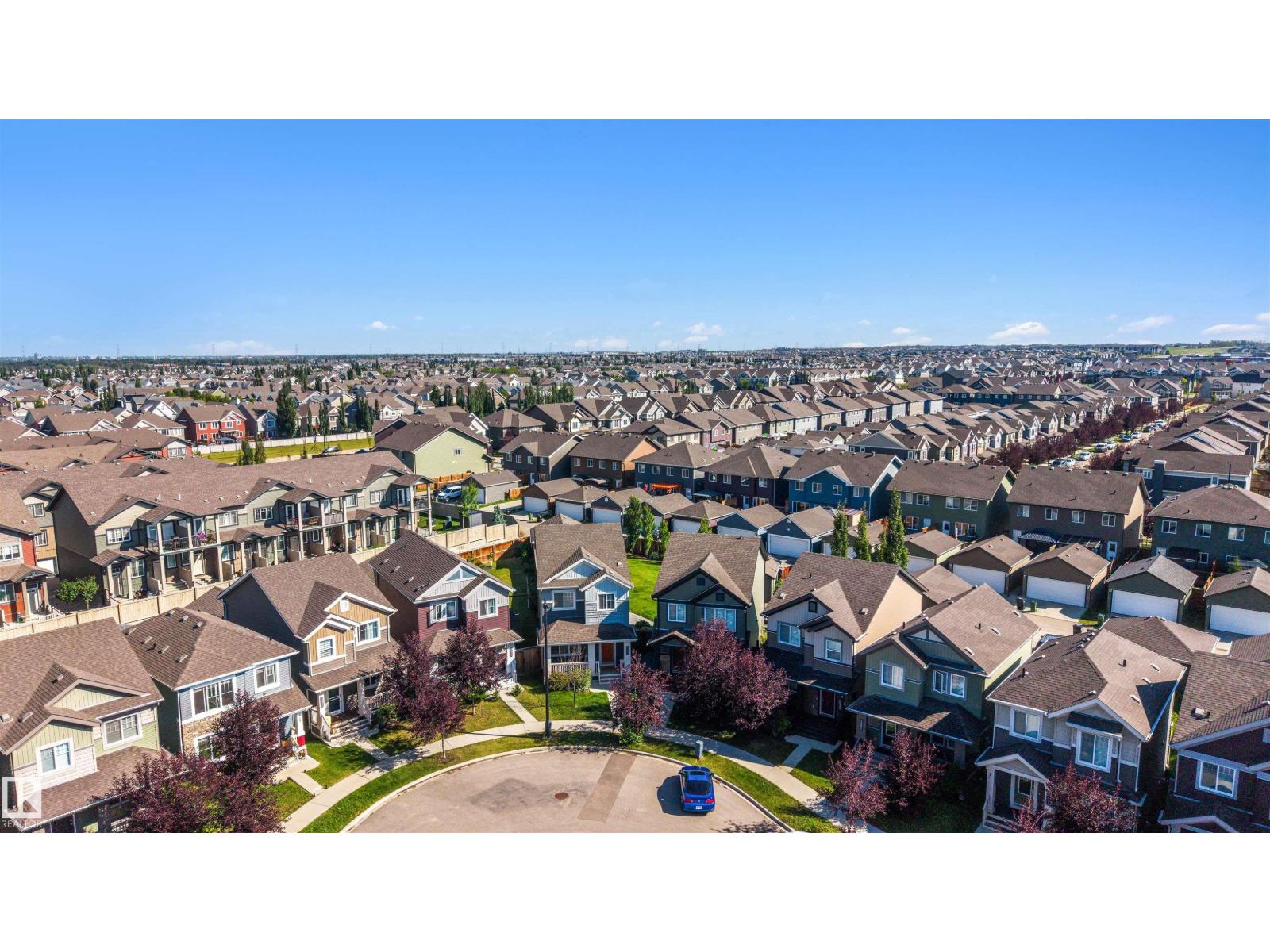 3231 CHERRY CR SW - 44