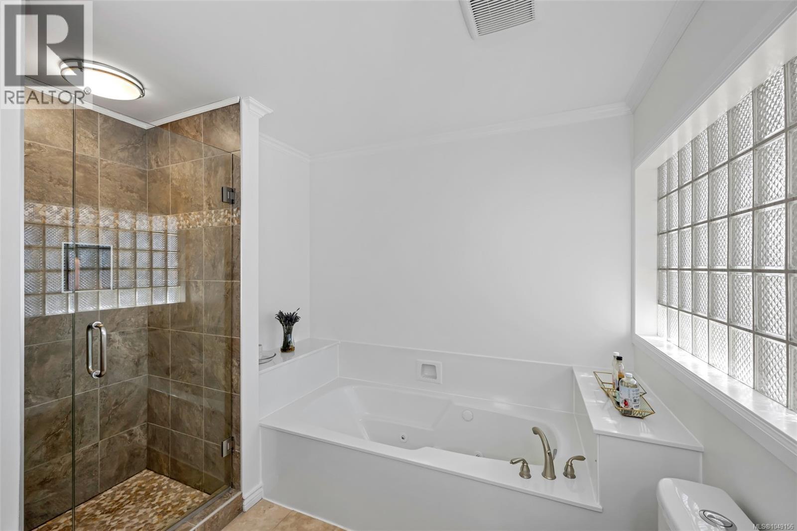 874 Kentwood Lane - 18