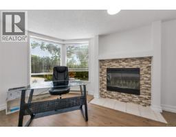 874 Kentwood Lane, Saanich, BC V8Y3C6 Photo 37