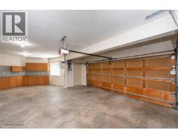 874 Kentwood Lane, Saanich, BC V8Y3C6 Photo 38