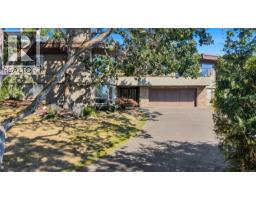 874 Kentwood Lane, Saanich, BC V8Y3C6 Photo 43