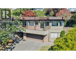 874 Kentwood Lane, Saanich, BC V8Y3C6 Photo 45