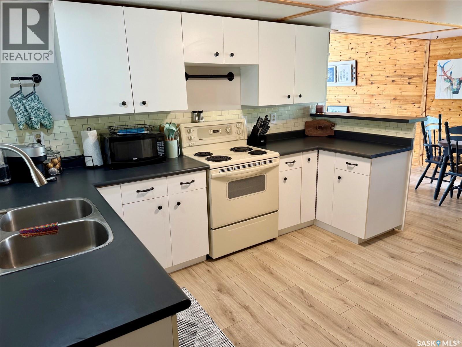301 Perch CRESCENT, Mckillop Rm No. 220 — photo 4