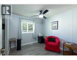 1999 97 S Highway Unit# 285, West Kelowna, BC V1Z1B2 Photo 11