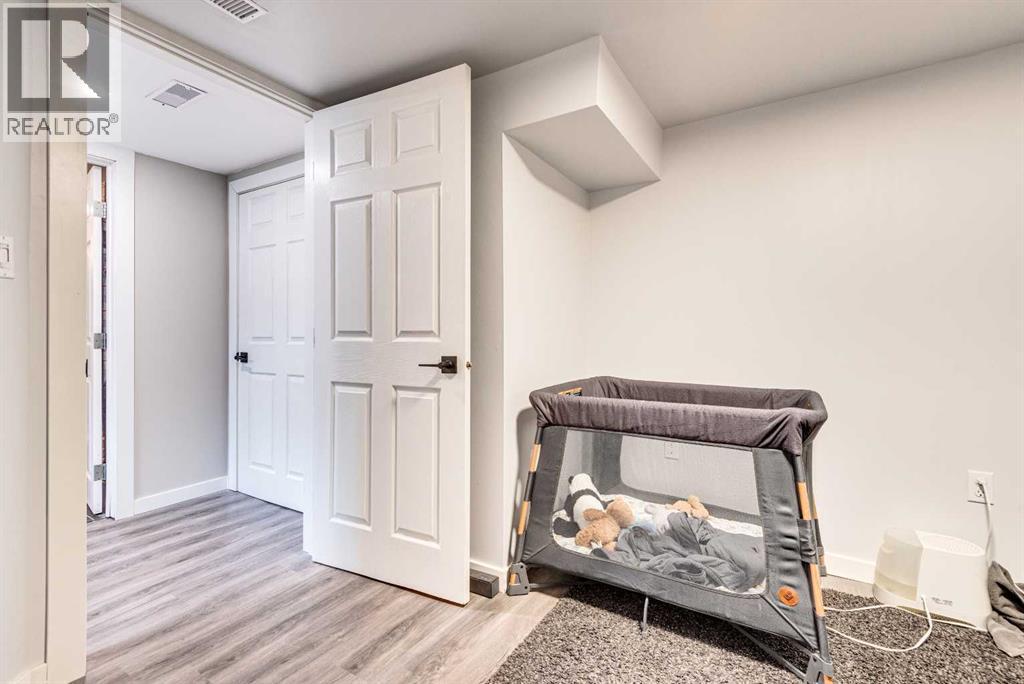 813 8 Avenue NE - Image 32