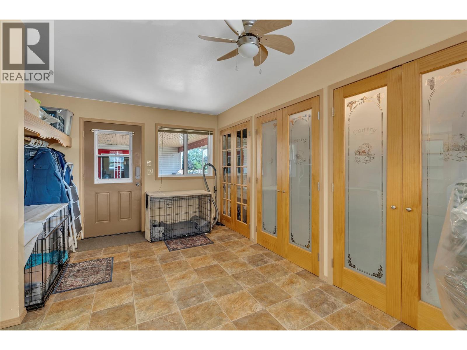 8705 Road 22 Road, Oliver
