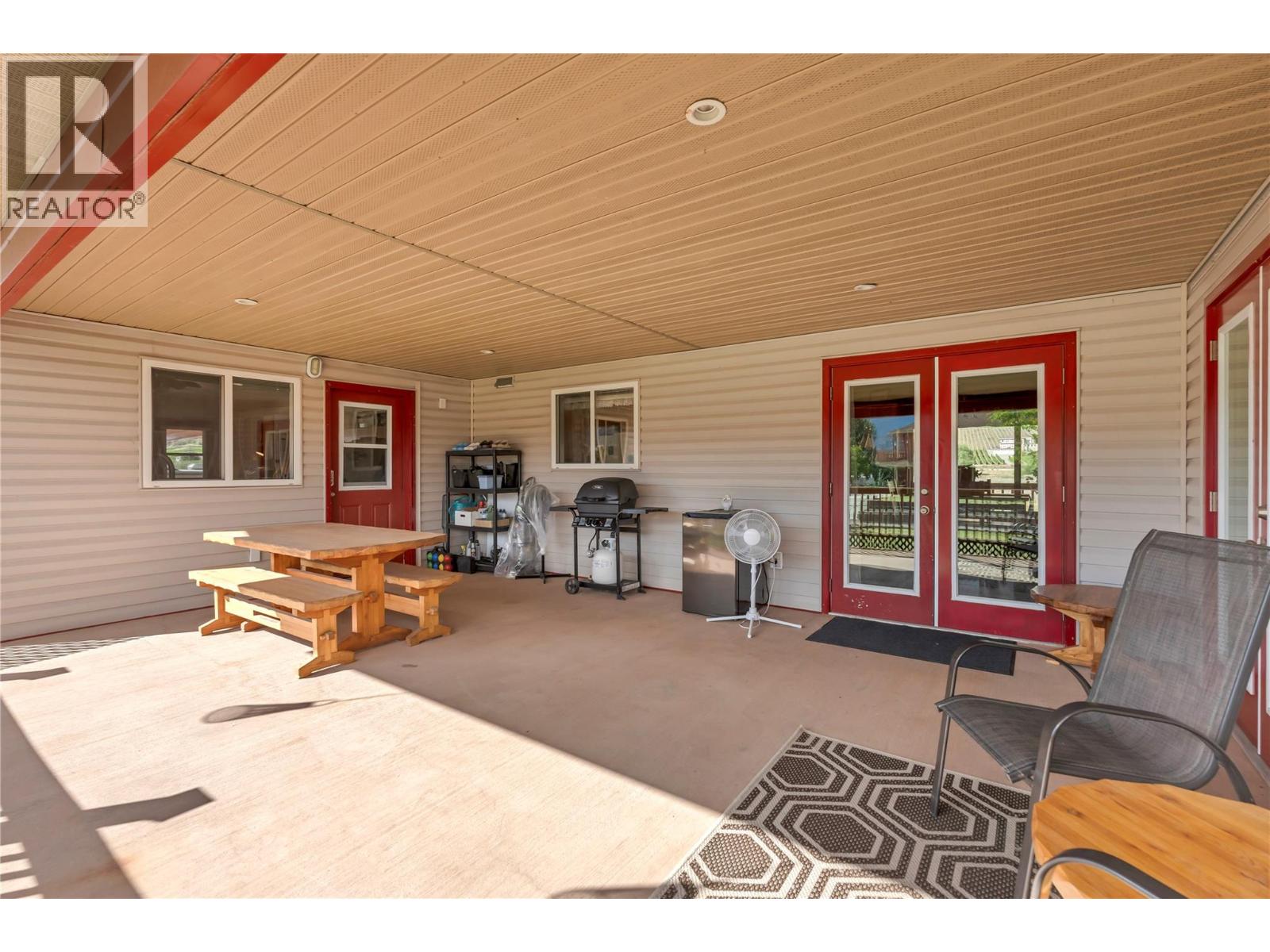8705 Road 22 Road, Oliver