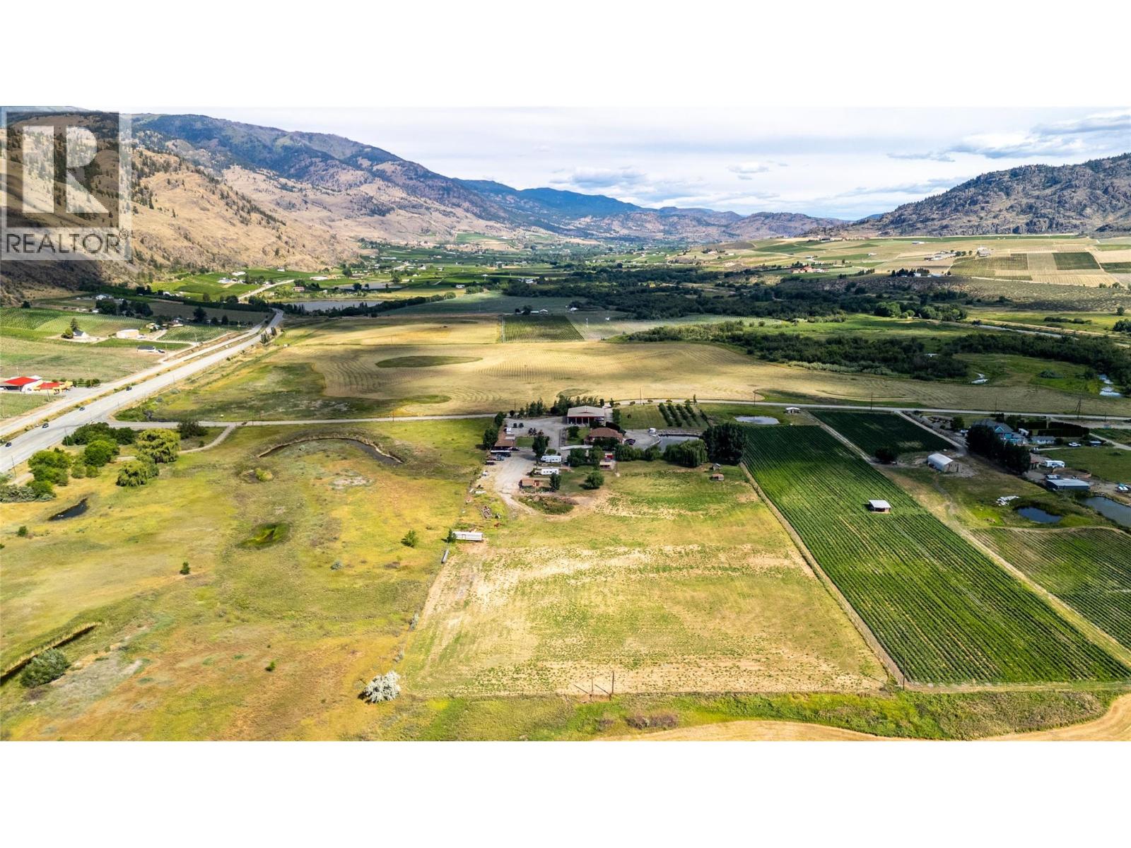 8705 Road 22 Road, Oliver