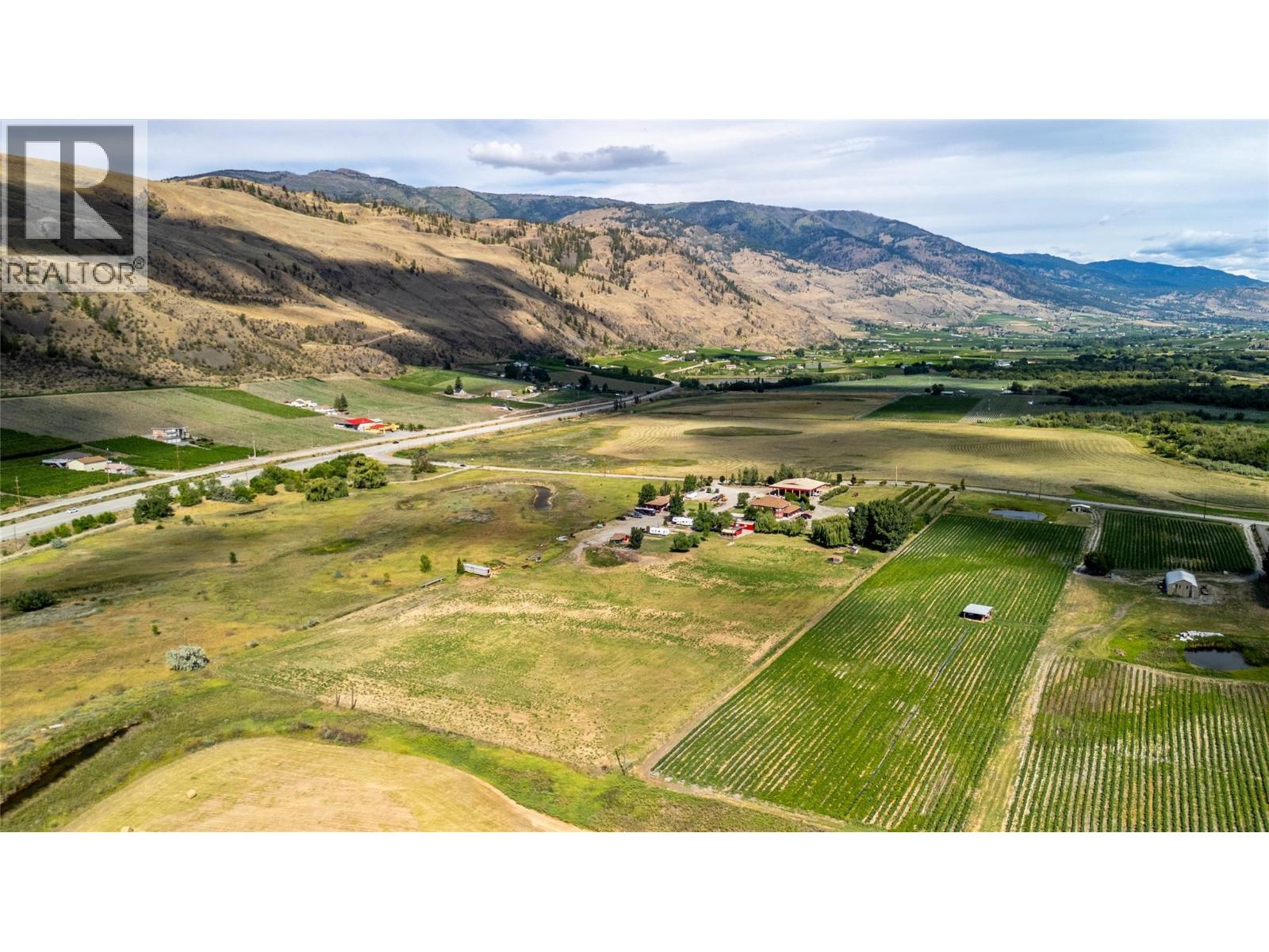 8705 Road 22 Road, Oliver
