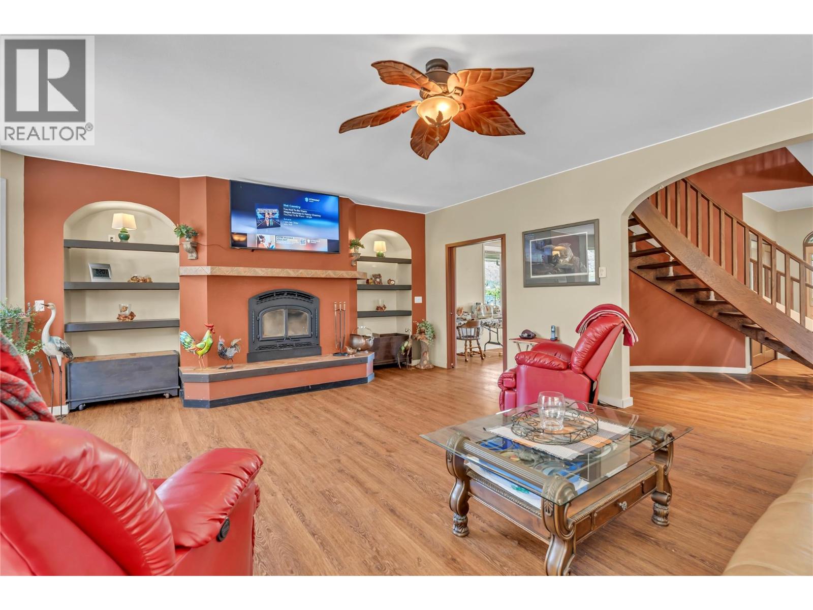 8705 Road 22 Road, Oliver