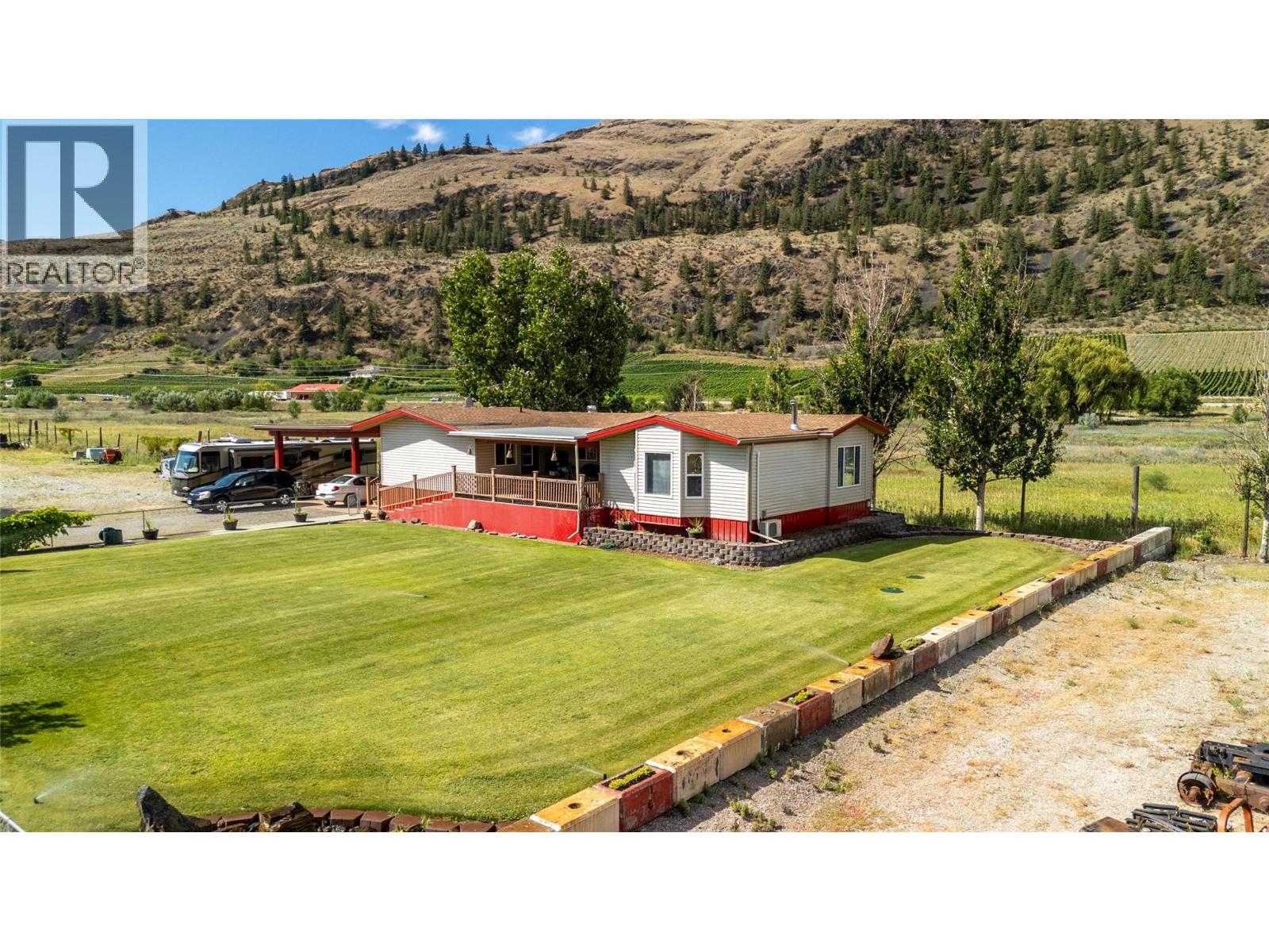 8705 Road 22 Road, Oliver