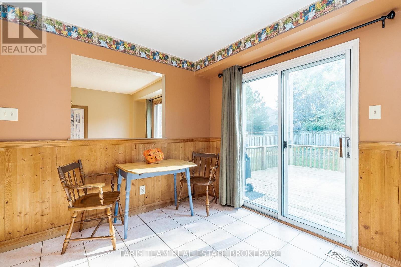 230 MARY ANNE DRIVE, Barrie (Painswick North) — photo 9