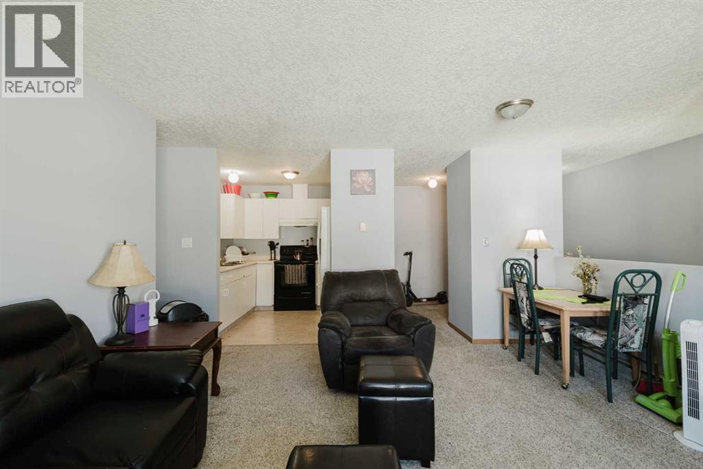 #108B 11018 106 Avenue - Image 4