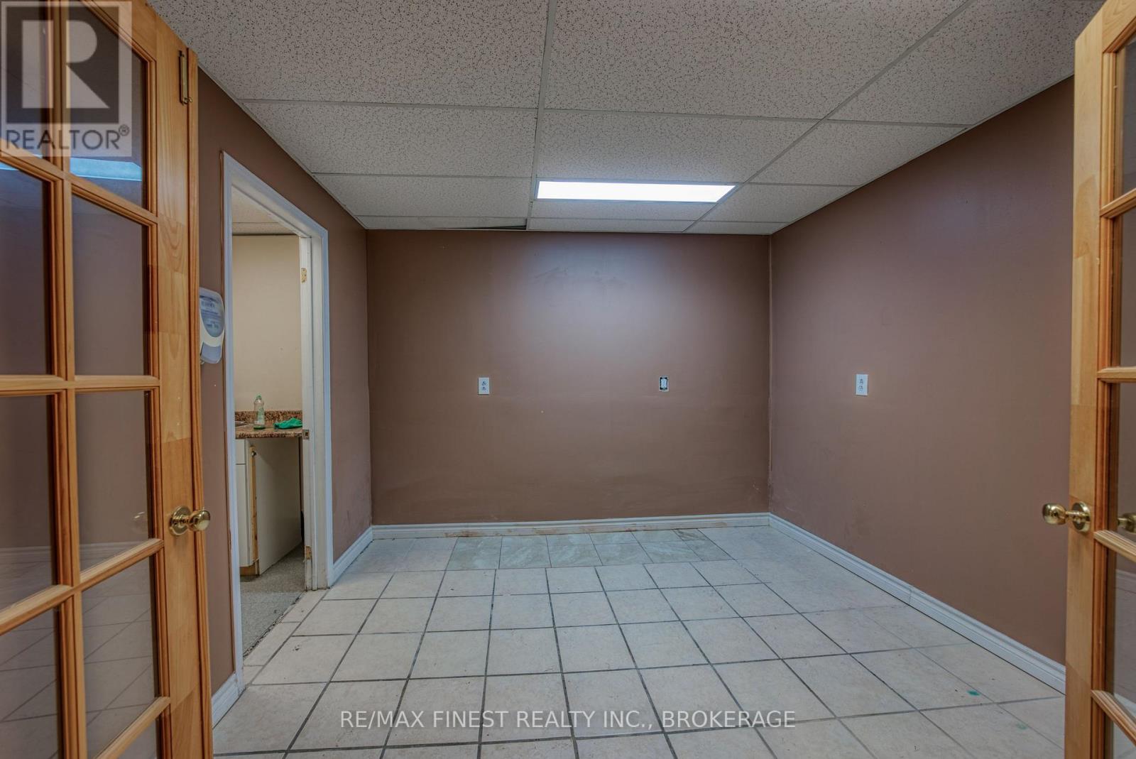 5 - 1786 BATH ROAD, Kingston (South of Taylor-Kidd Blvd) — photo 3