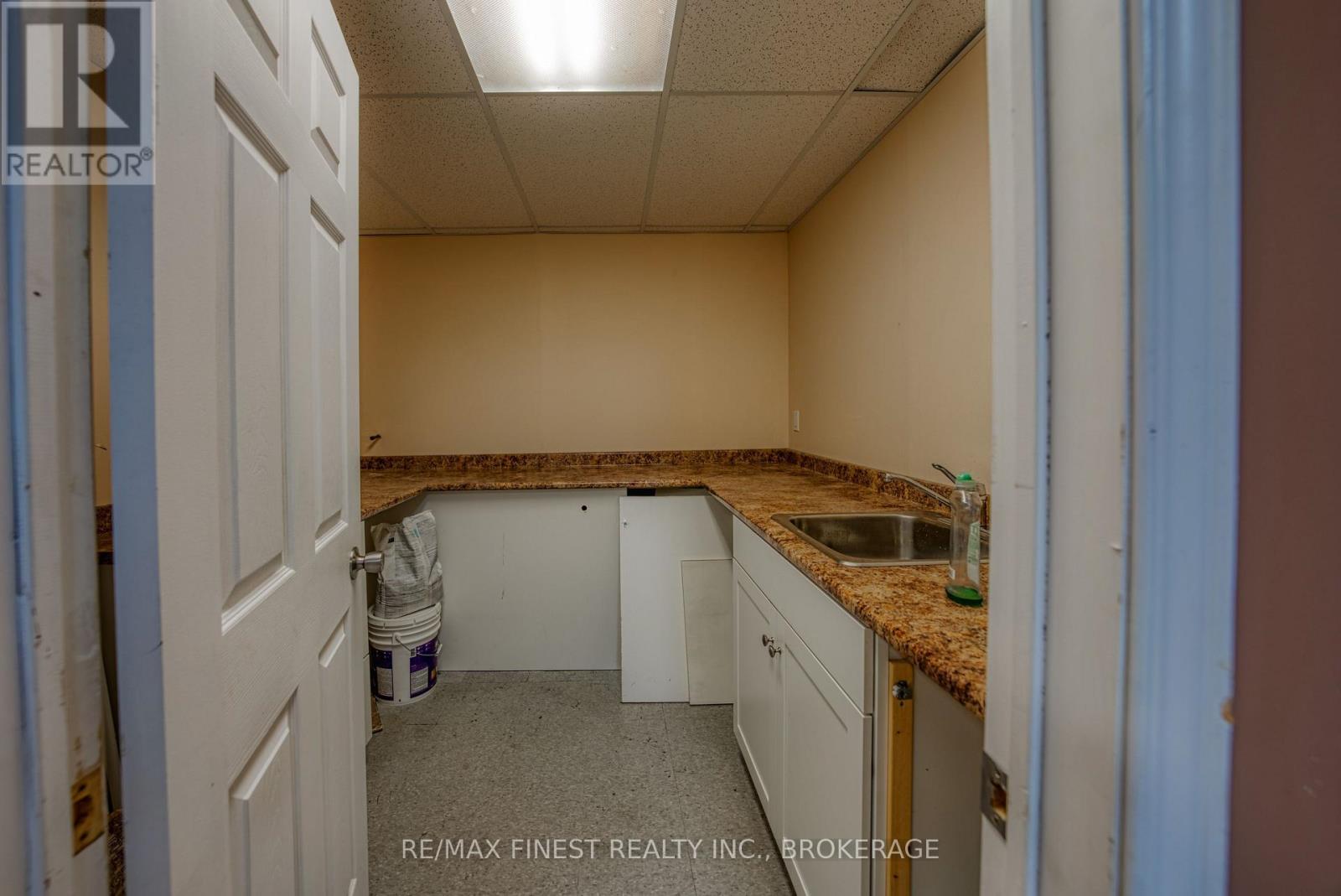 5 - 1786 BATH ROAD, Kingston (South of Taylor-Kidd Blvd) — photo 6