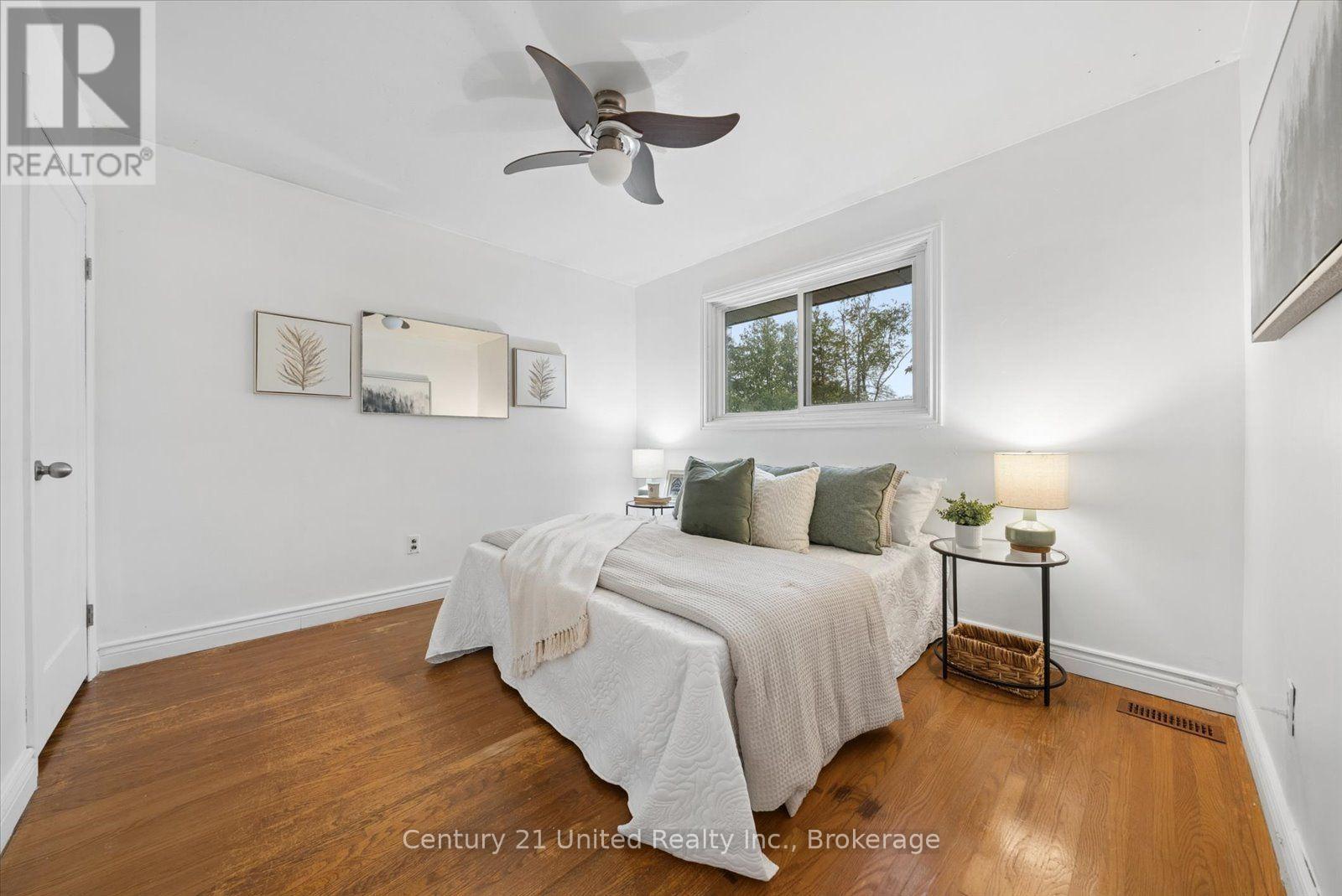46B SPRINGBROOK DRIVE - 22