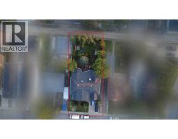 Primary Bedroom - 4643 29 Avenue Nw, Calgary, AB T3B0J1 Photo 10
