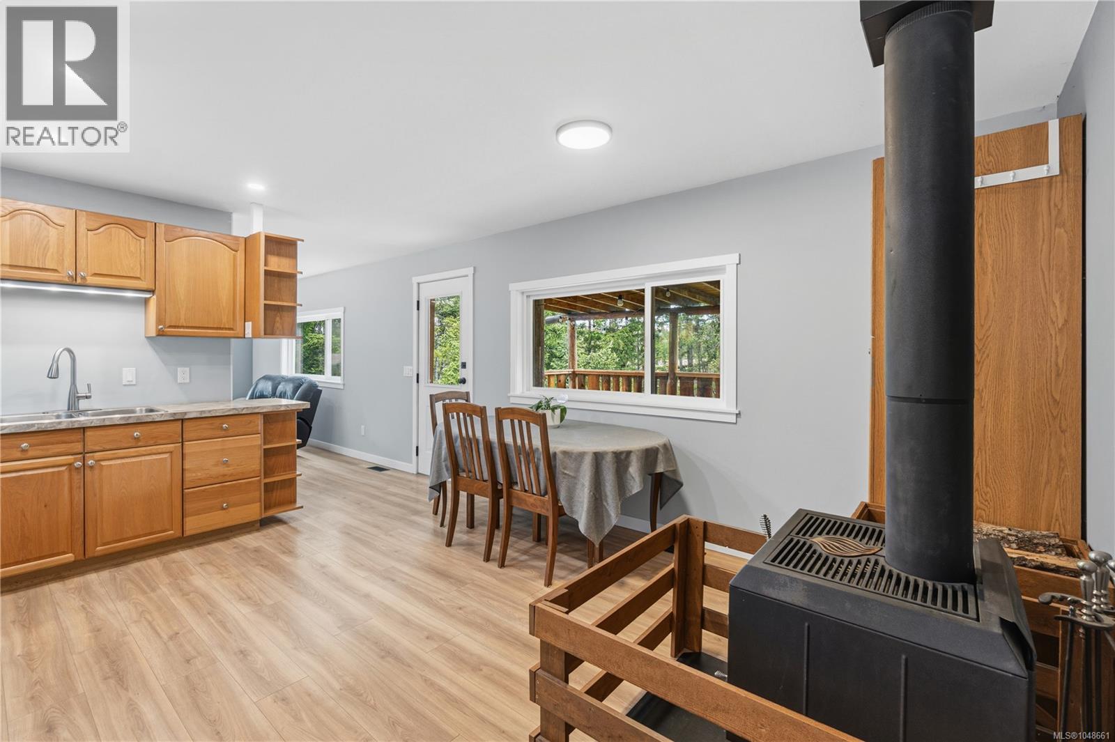 3840 Melrose Rd - Image 25