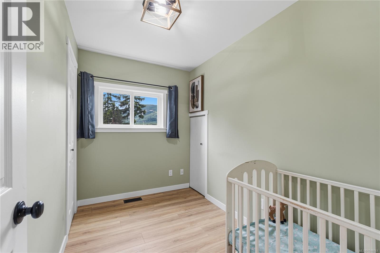 3840 Melrose Rd - Image 32