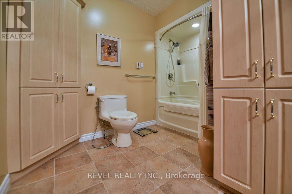 622 NORMAN STREET - 32