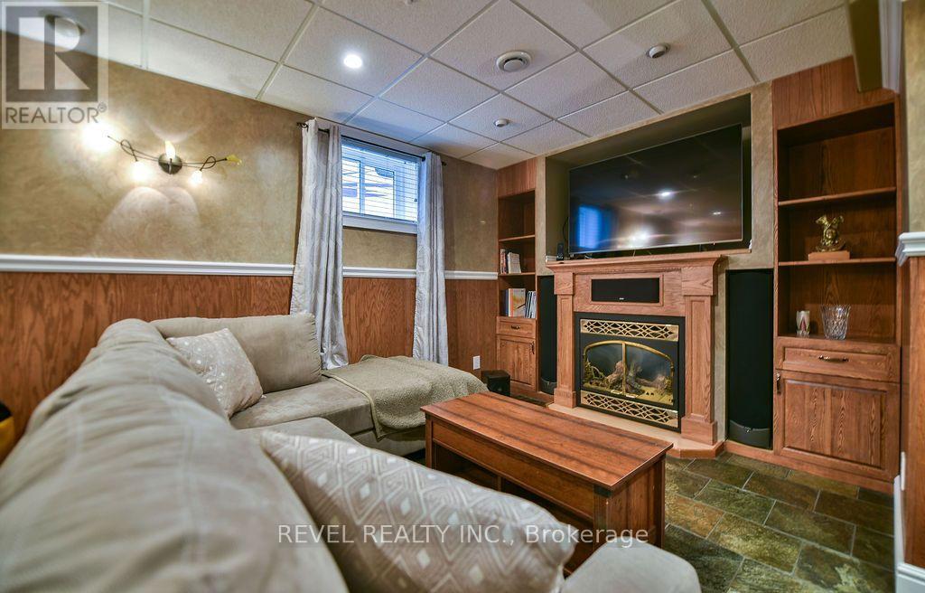622 NORMAN STREET - 38