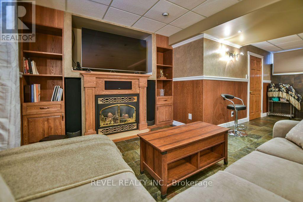 622 NORMAN STREET - Image 40