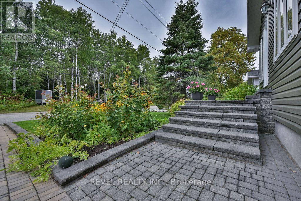 622 NORMAN STREET - 5