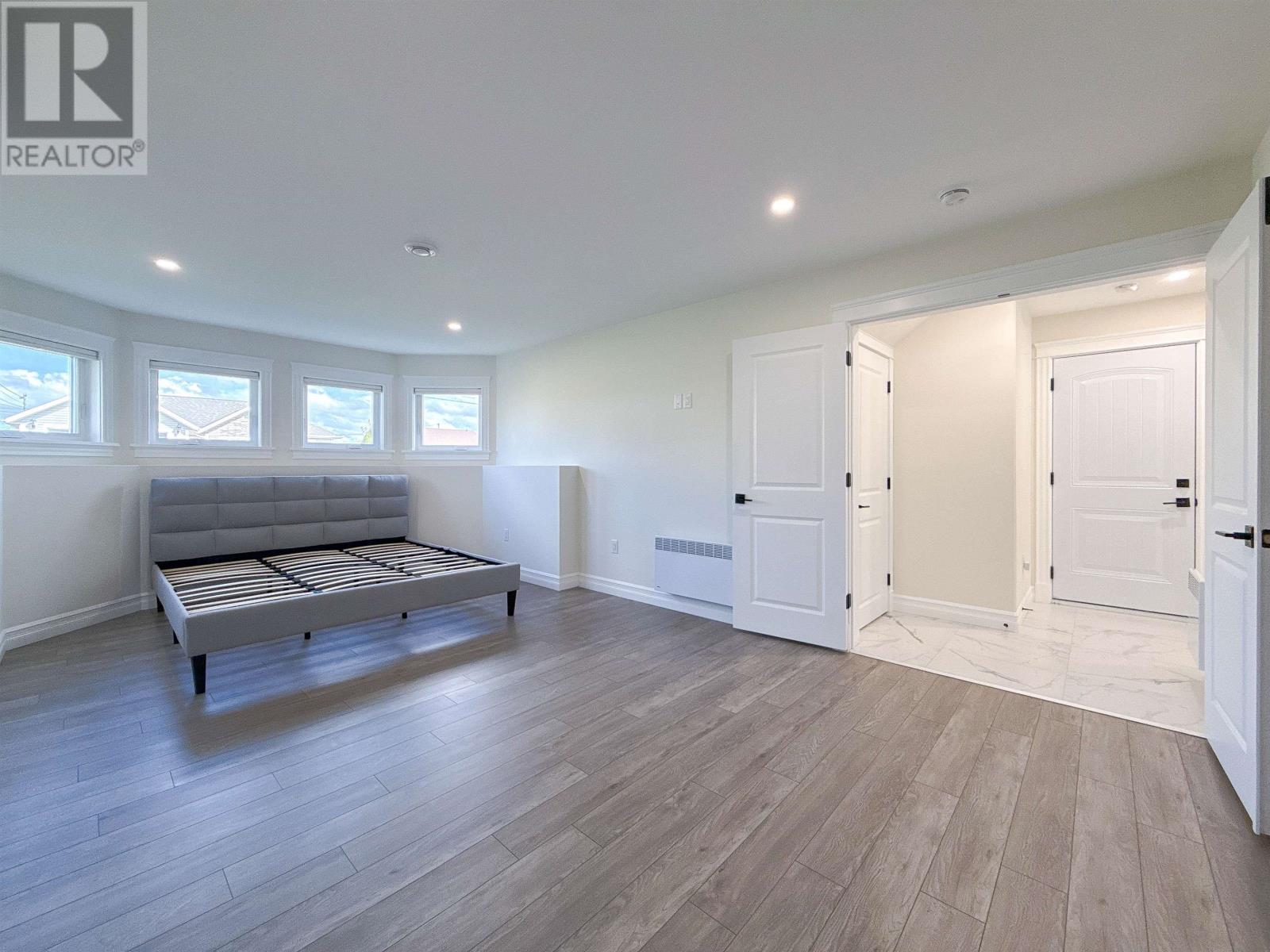 1 Raspberry Avenue - 28