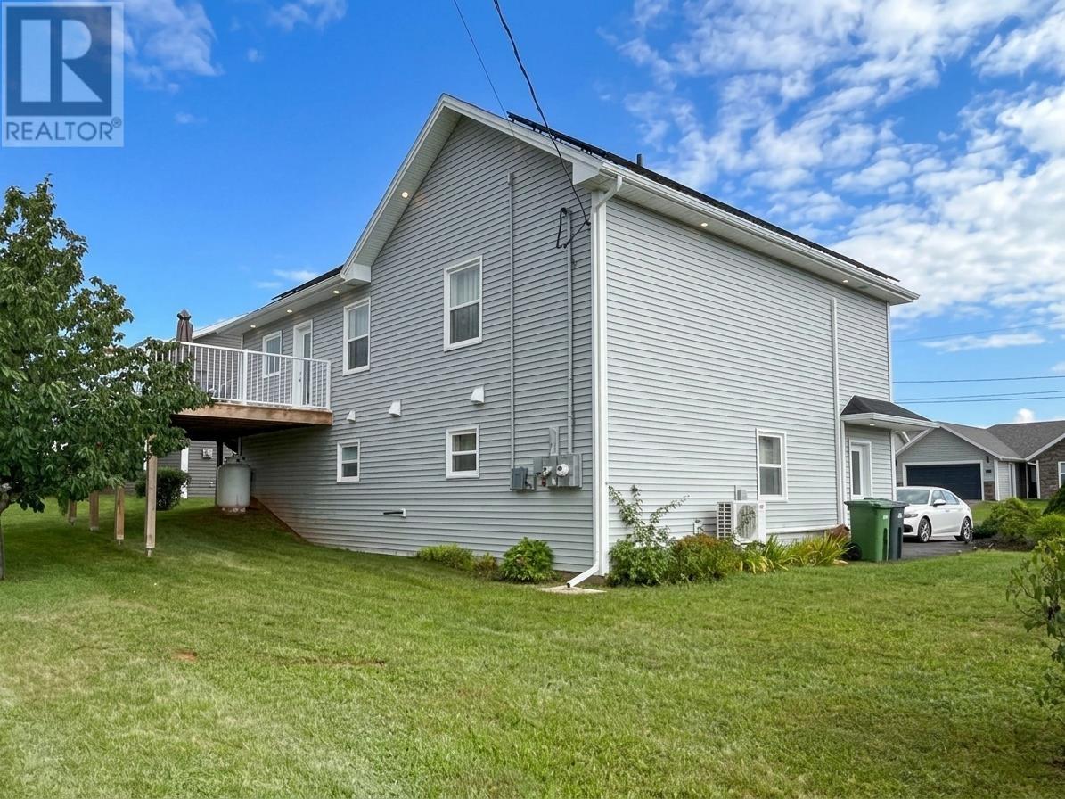 1 Raspberry Avenue - 40