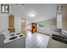 2258 Eighth Avenue, Trail, BC V1R3E3 Photo 10