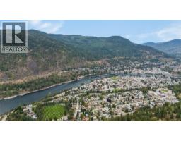 2258 Eighth Avenue, Trail, BC V1R3E3 Photo 33