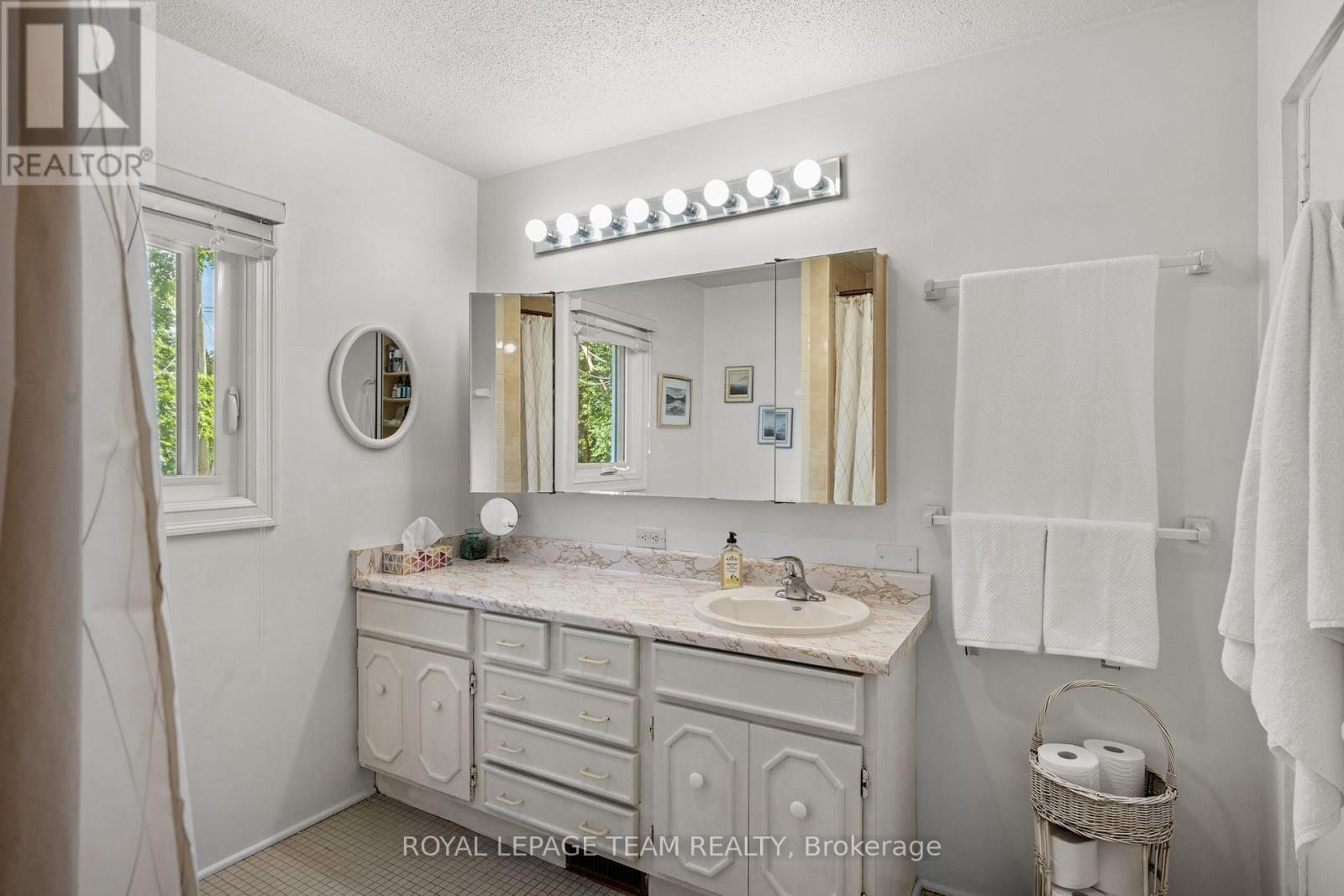 2009 ALTA VISTA DRIVE - Image 17